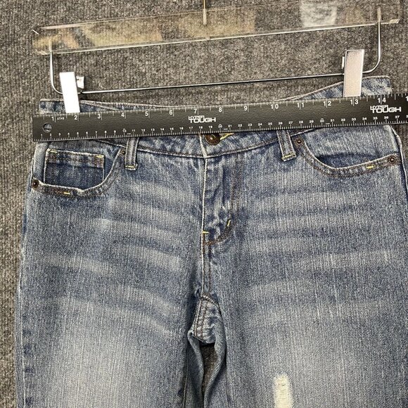 Squeeze Jeans Womens 3/4 Blue Light Wash Bootcut Distressed Embroidered Y2K - Picture 7 of 16